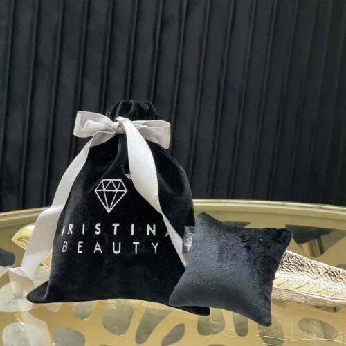 Kristina Beauty pagalvėlė tvirtinama į automobilio groteles, rankų darbo, juoda