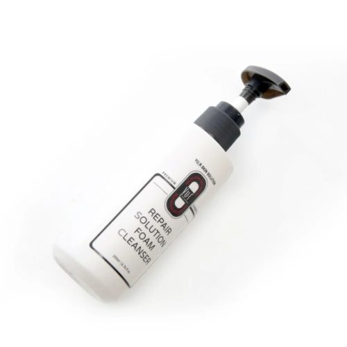 YU.R švelniai valančios veido putos Repair Solution Foam Cleanser, 200ml